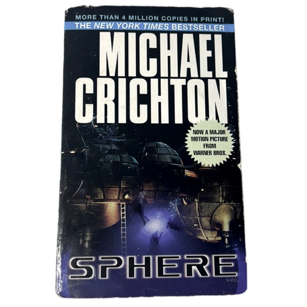 SPHERE PAPERBACK BOOK BY MICHAEL CRICHTON 1988
